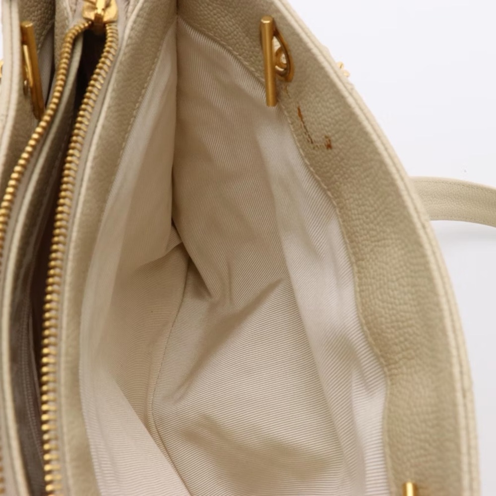 Chanel Handbag - Picture 8 of 8